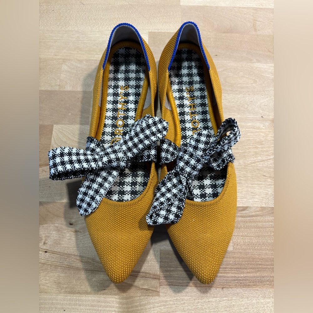 YELLOW CHIC Rothy’s - W8 - GOOD condition